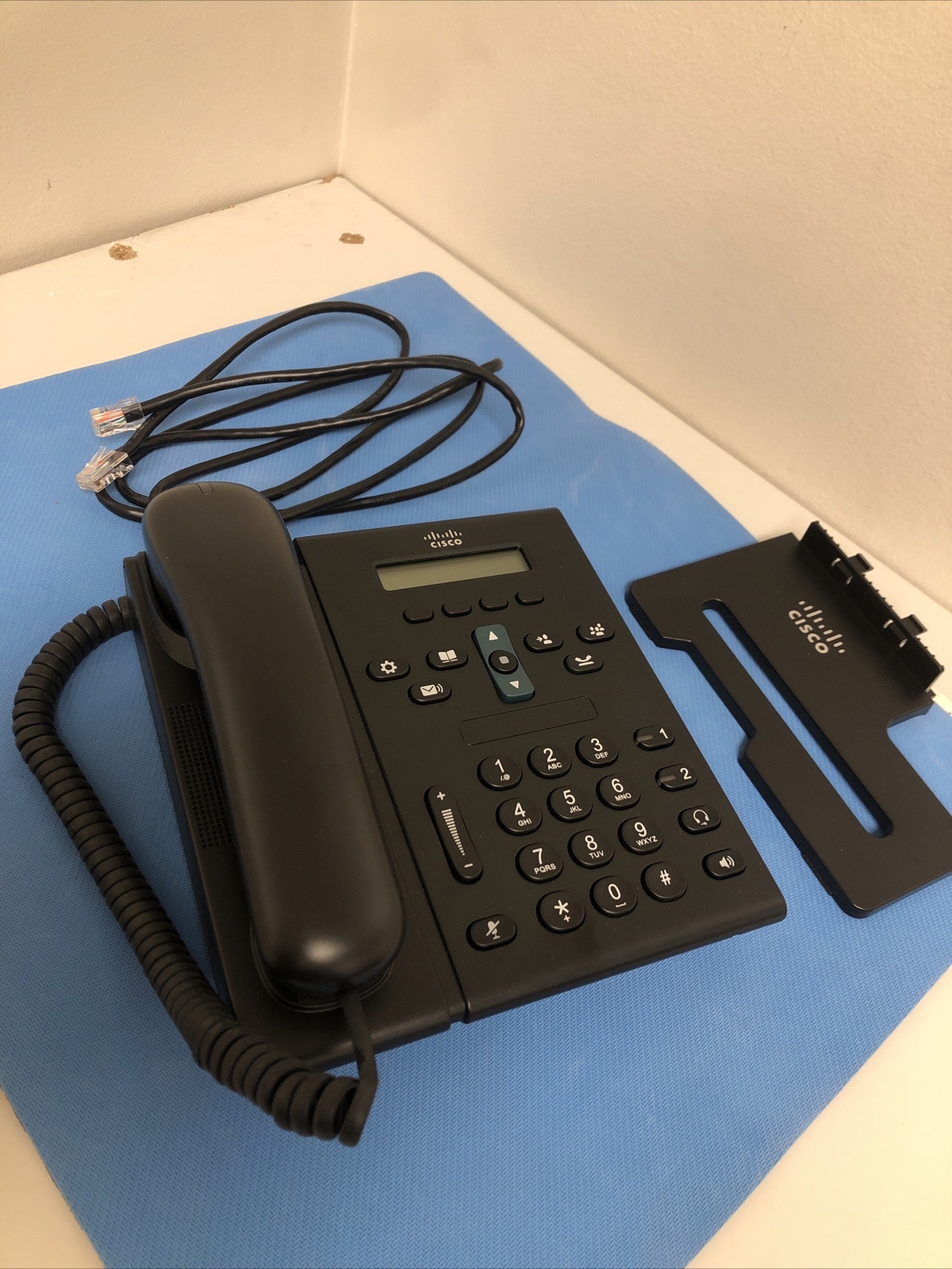 NEW Cisco 6921(CP-6921-CK9) Wired IP Phone -WHITE Office Telephone