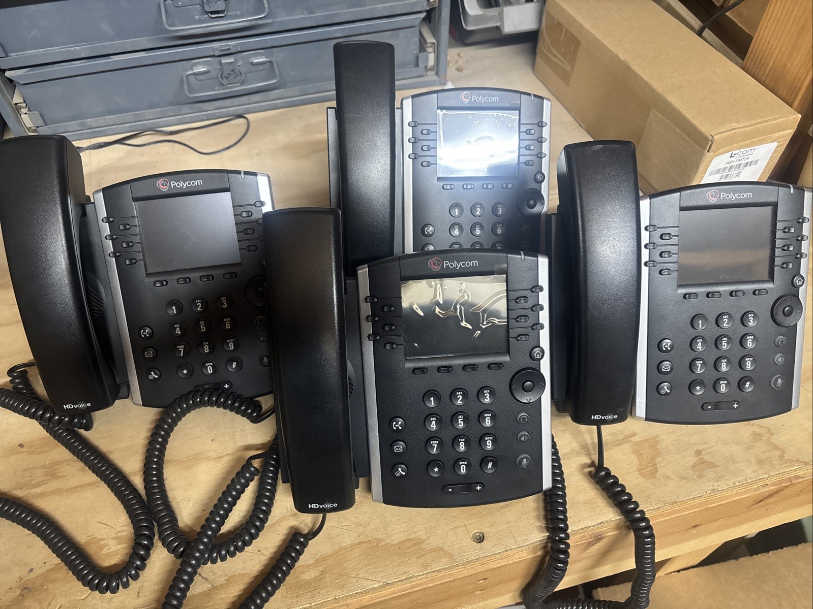 Polycom VVX 400 IP Phone with Power Adapter and Cables. Lot Of 4