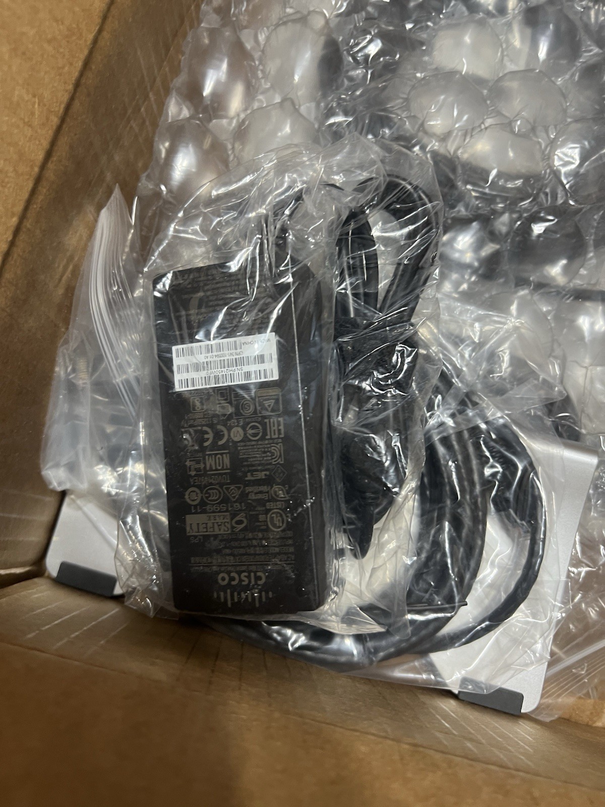 Cisco 8865 IP Phone 5-Line Speakerphone Black/Silver w/ Handset Stand Cables