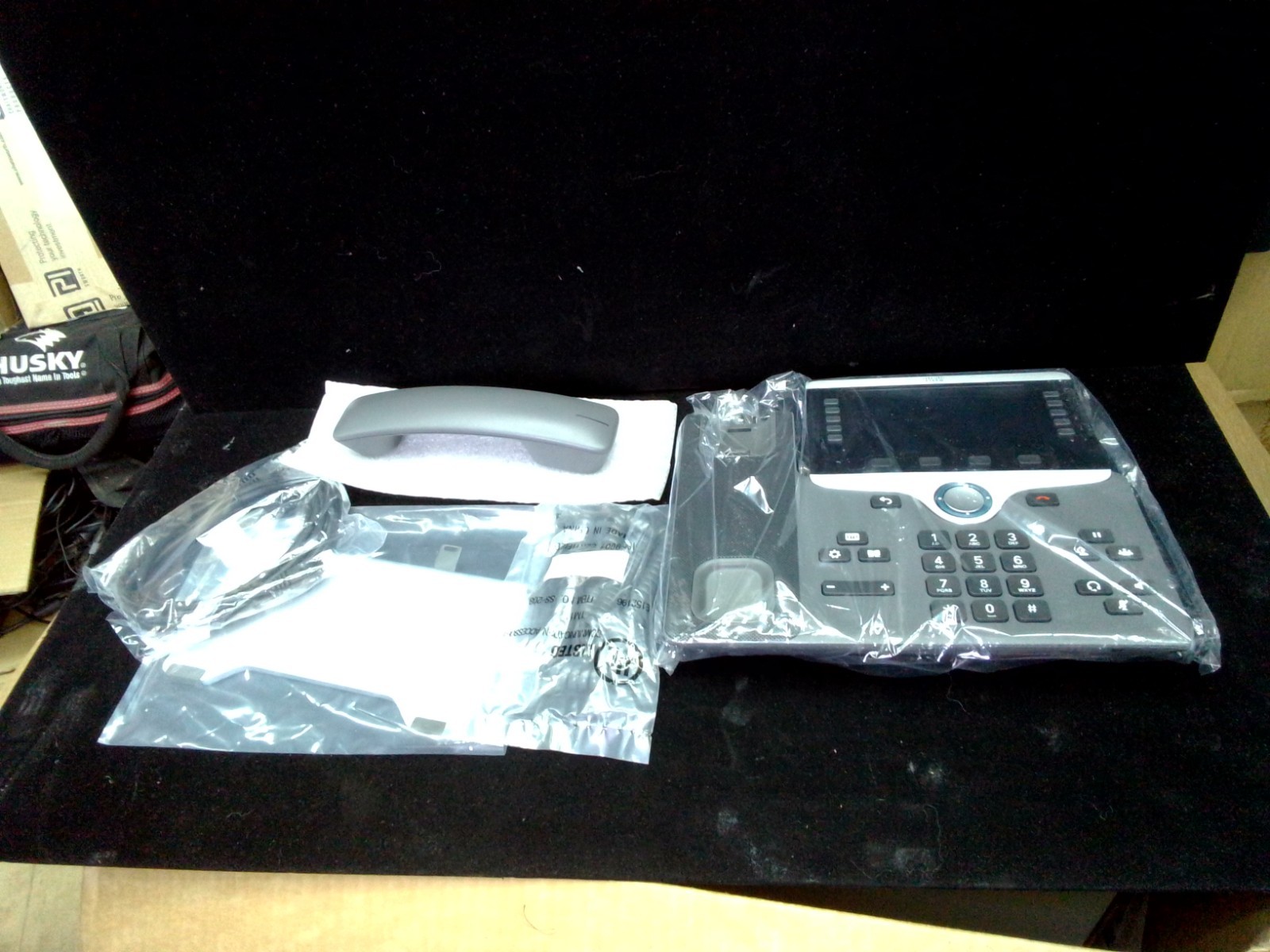 Cisco CP-8851-K9 IP Phone 8851 5-Line Gigabit Color VoIP Bluetooth USB PoE – NEW