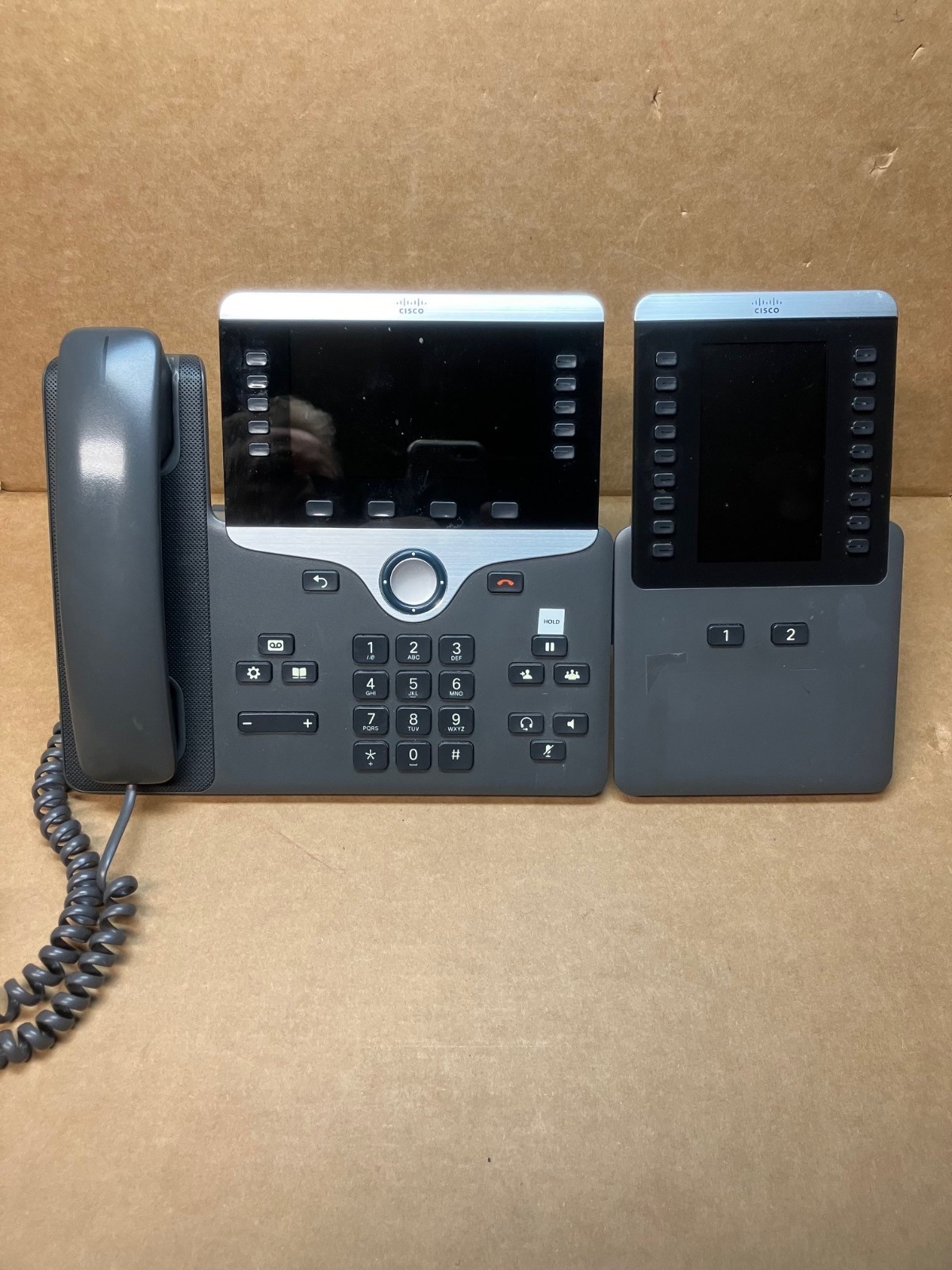 Cisco CP-8851-K9 V11 IP Phone with CP-BEKEM 8800 Key Expansion Module