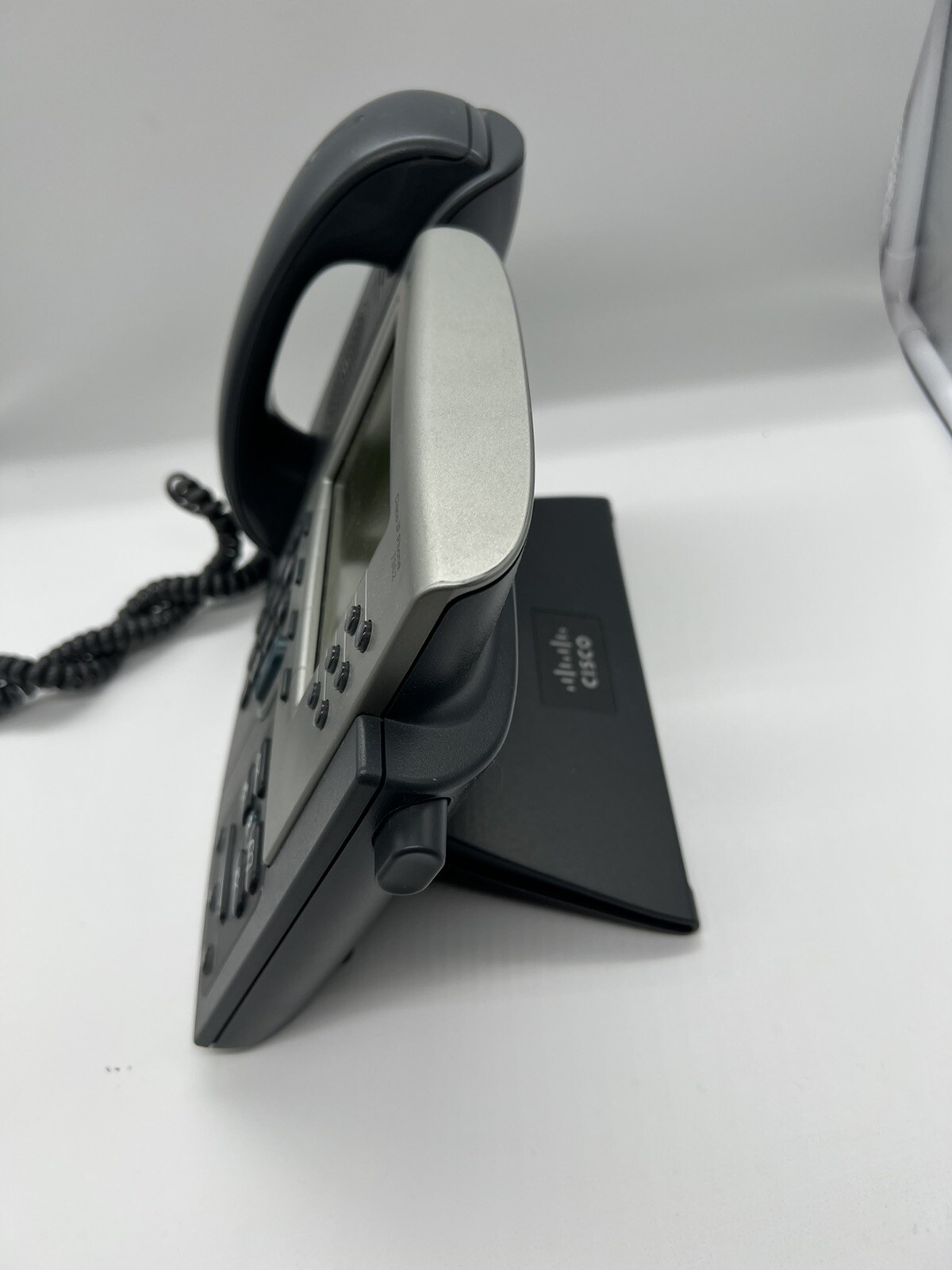 Cisco 7962G Unified IP Business Phone PoE – AC Power Supply Not Included