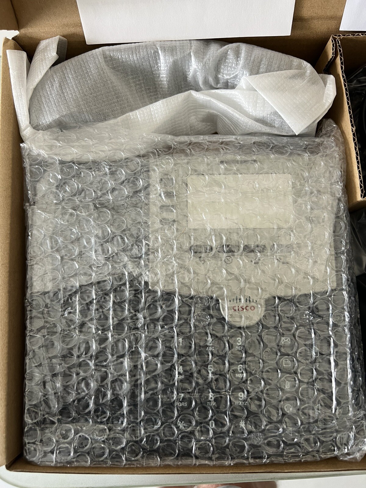 *LOT OF 5 – NEW IN BOX* Cisco SPA501G 8-Line IP Phone with 2-Port Switch, PoE