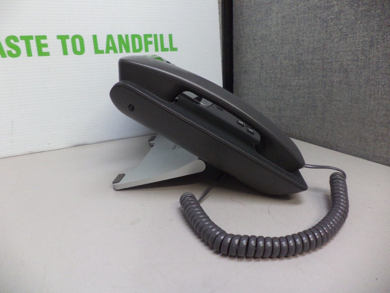 Cisco CP-8851-K9 IP VoIP Business Phone w/ Stand + Handset