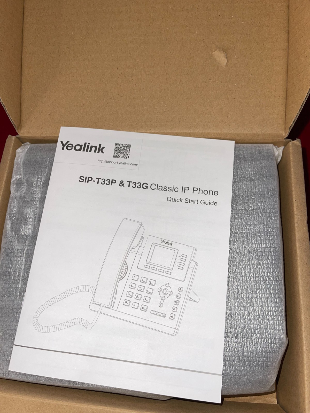 Yealink SIP-T33G IP Phone New in Box -4 VoIP Lines 2.4” Color Gigabit Ports NEW