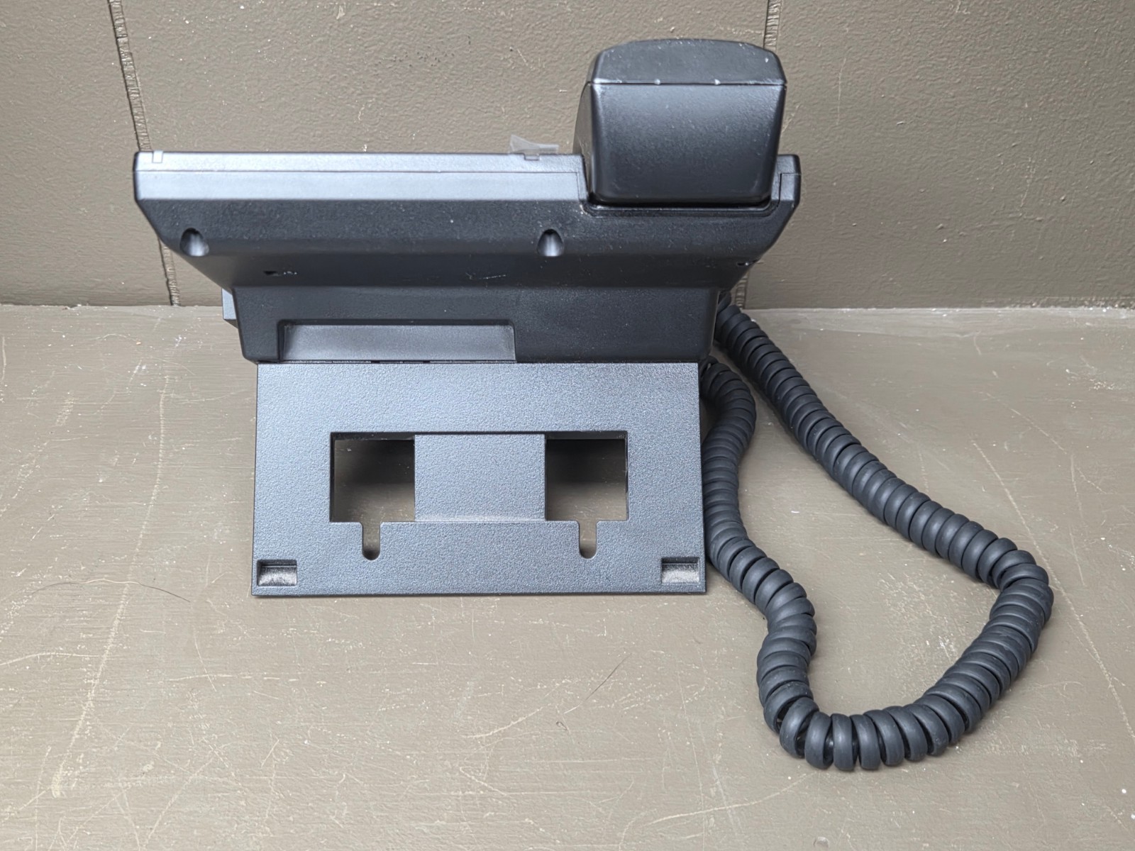 Polycom VVX 150 VoIP Office Phone Power Over Ethernet Phone RL59