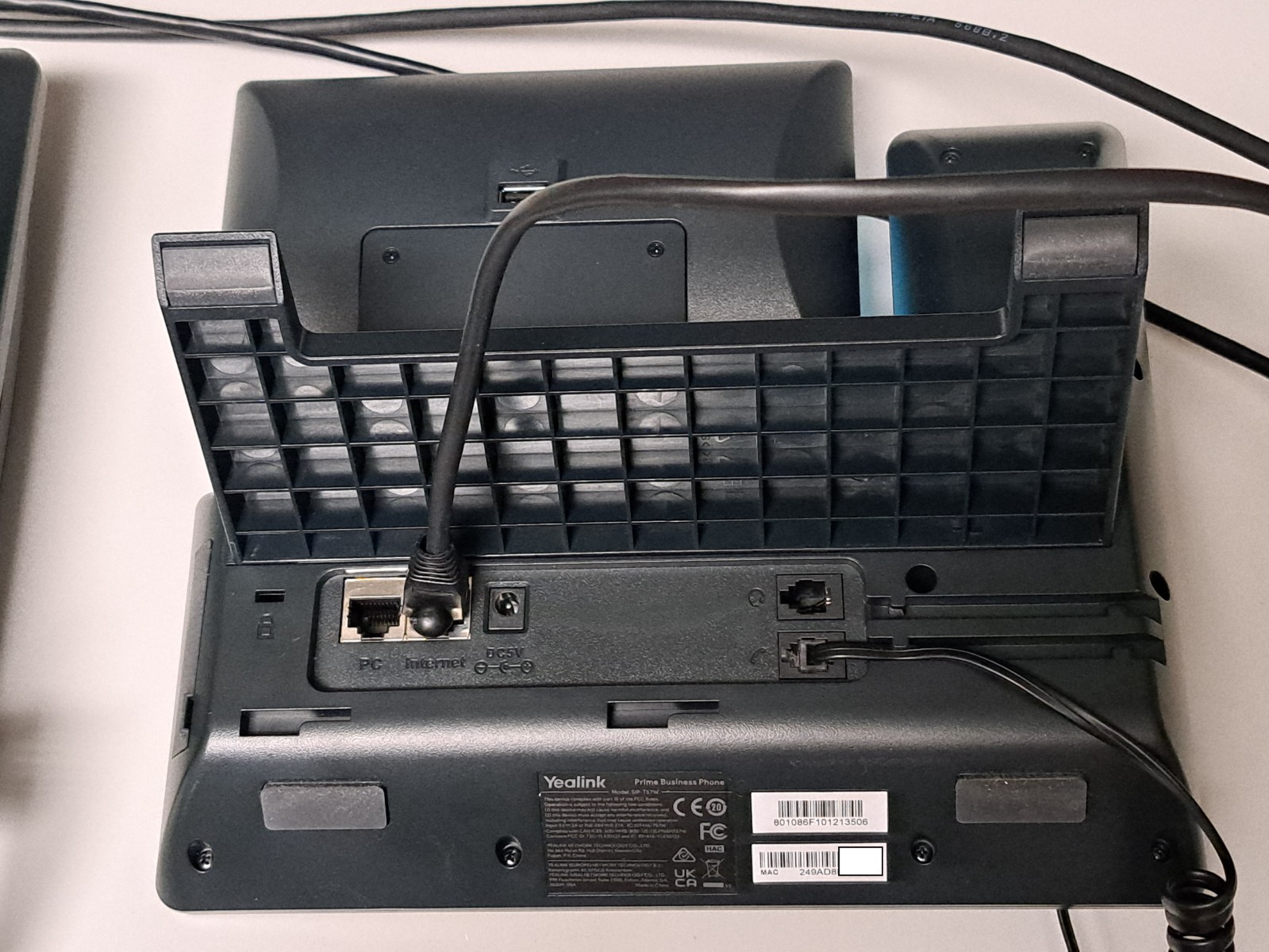 LOT OF 3 Yealink SIP-T57W Prime Business Phones