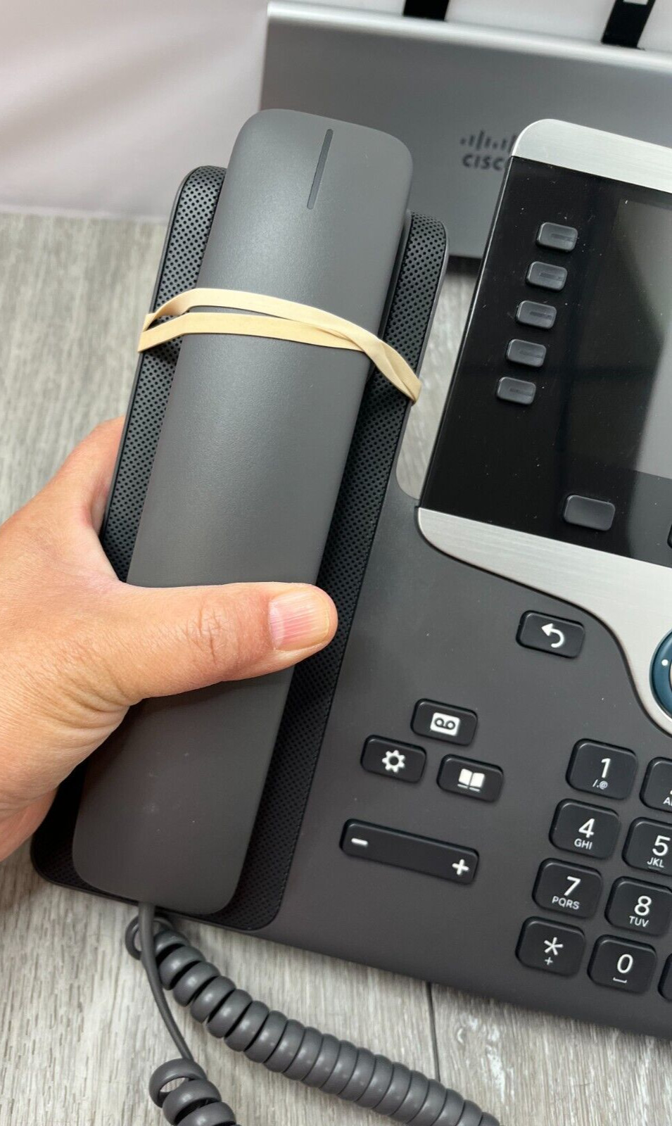Cisco 8811 IP Business Phone, Corded Wall Mountable or Desktop, Charcoal