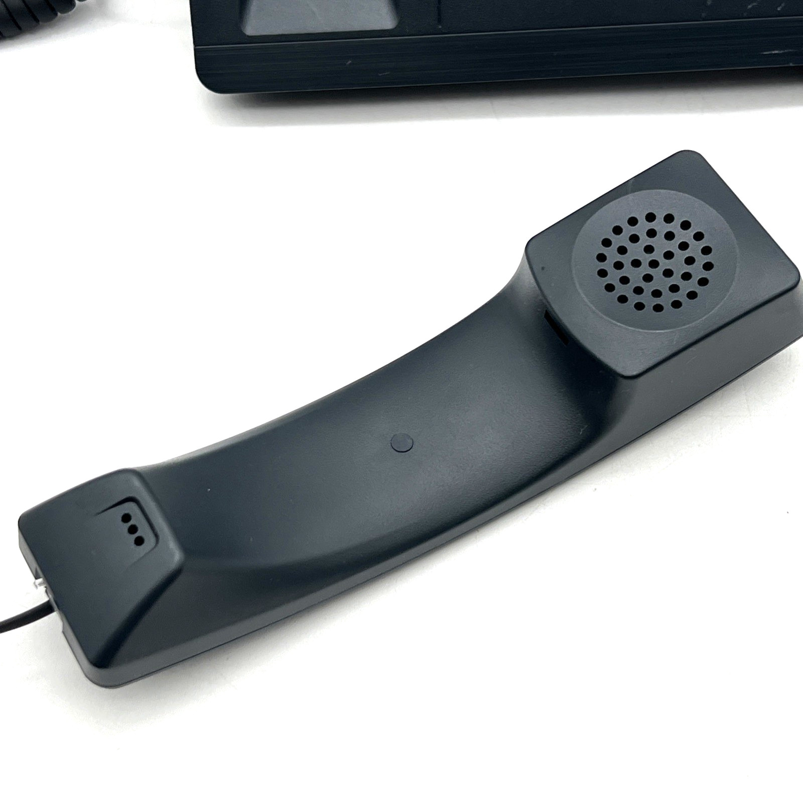Yealink SIP-T33G Business IP Phone HD Voice 2.4″ Color Screen Dual-Port – Tested