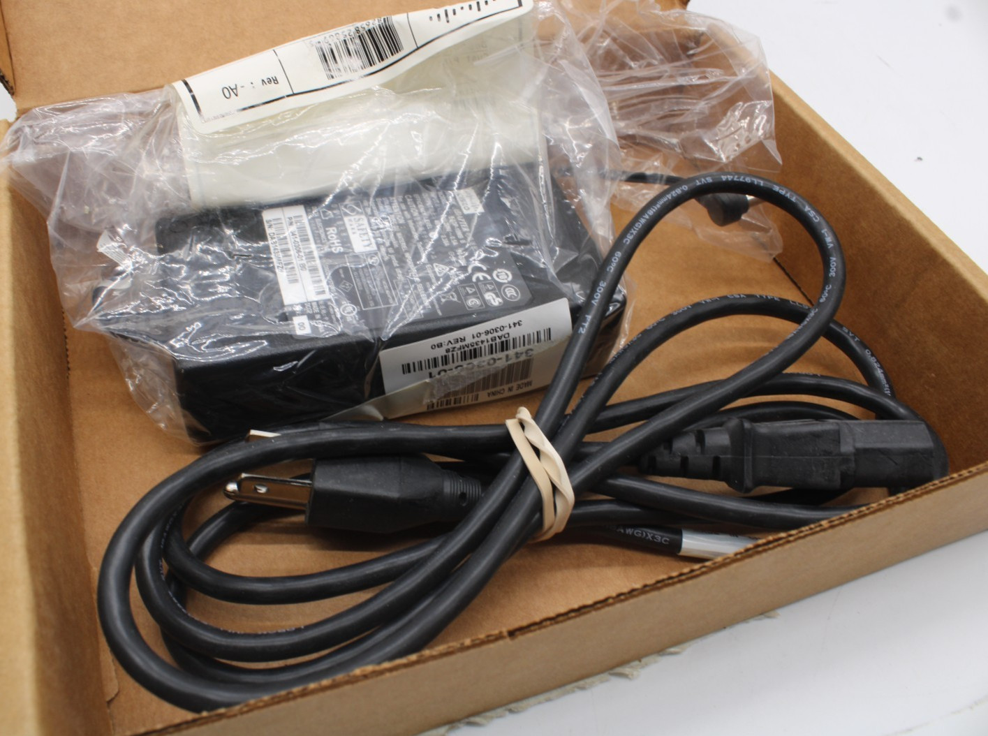 Cisco 18W 48V 0.38A EADP-18MB B AC Adapter Power Supply 341-0306-021