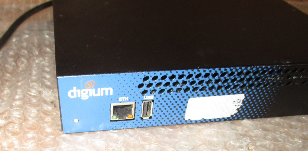 Digium G200 VoIP Gateway Device 2G200F-A4