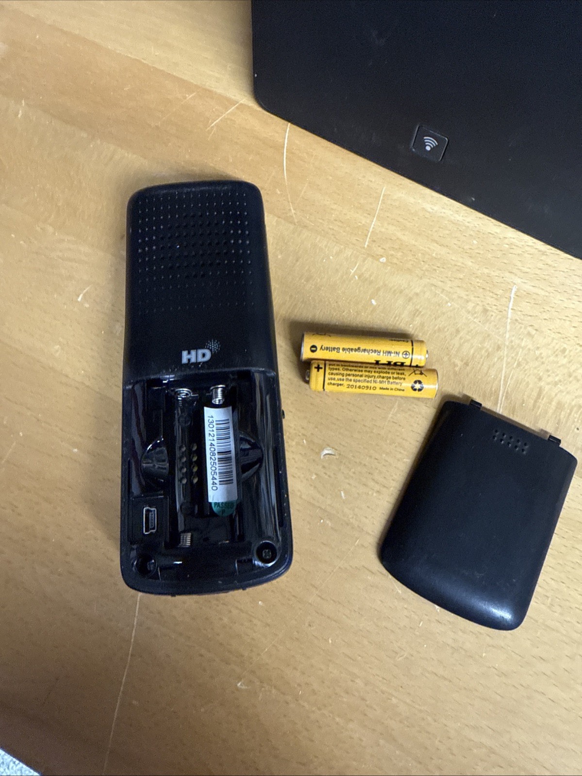 yealink w52p And Cordless Phone