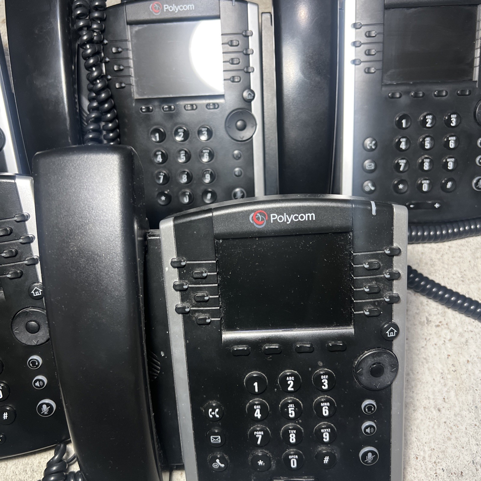 * LOT OF 5* Polycom VVX 411 PoE IP Business VOIP Phones + Stands 2201-48450-001
