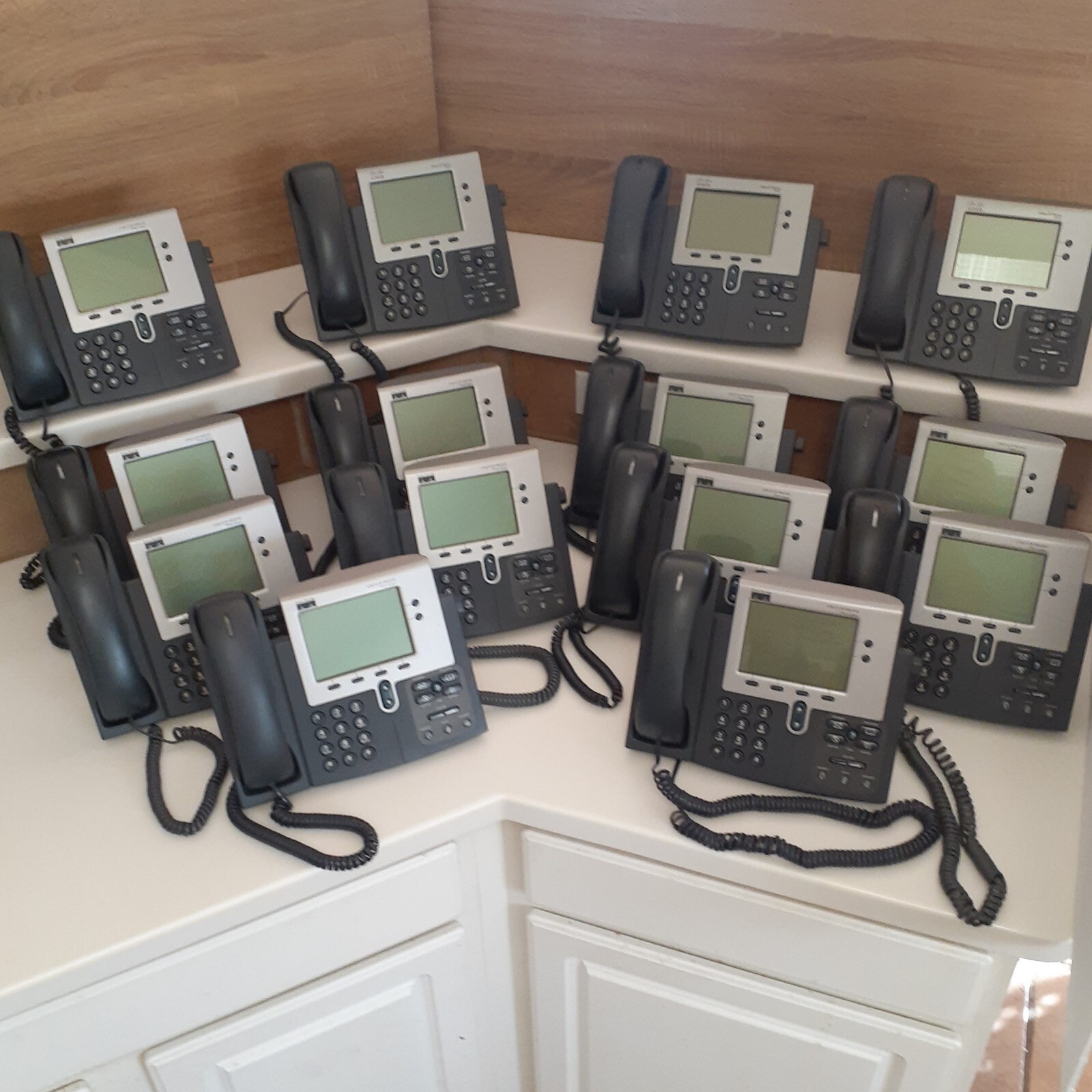 Cisco 7940 Series Unified IP VoIP Phones CP-7940 W/ Handset 14 (As is no Return)
