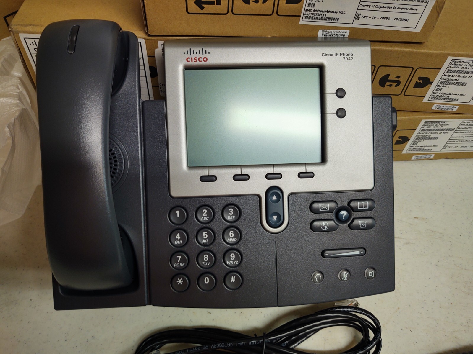 Cisco CP-7942G Unified IP VoIP Business Office Phone w/Base & Handset 68-4589-04