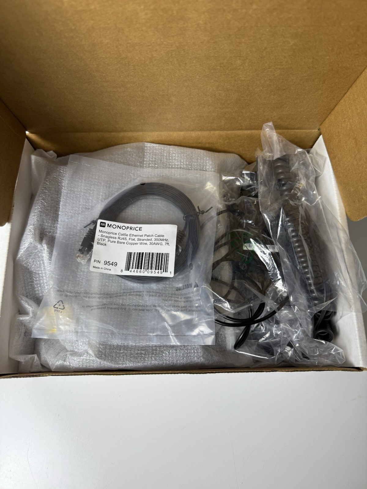 Polycom VVX 400 Business VoIP Phone w/ Handset Power Supply & Patch Cord