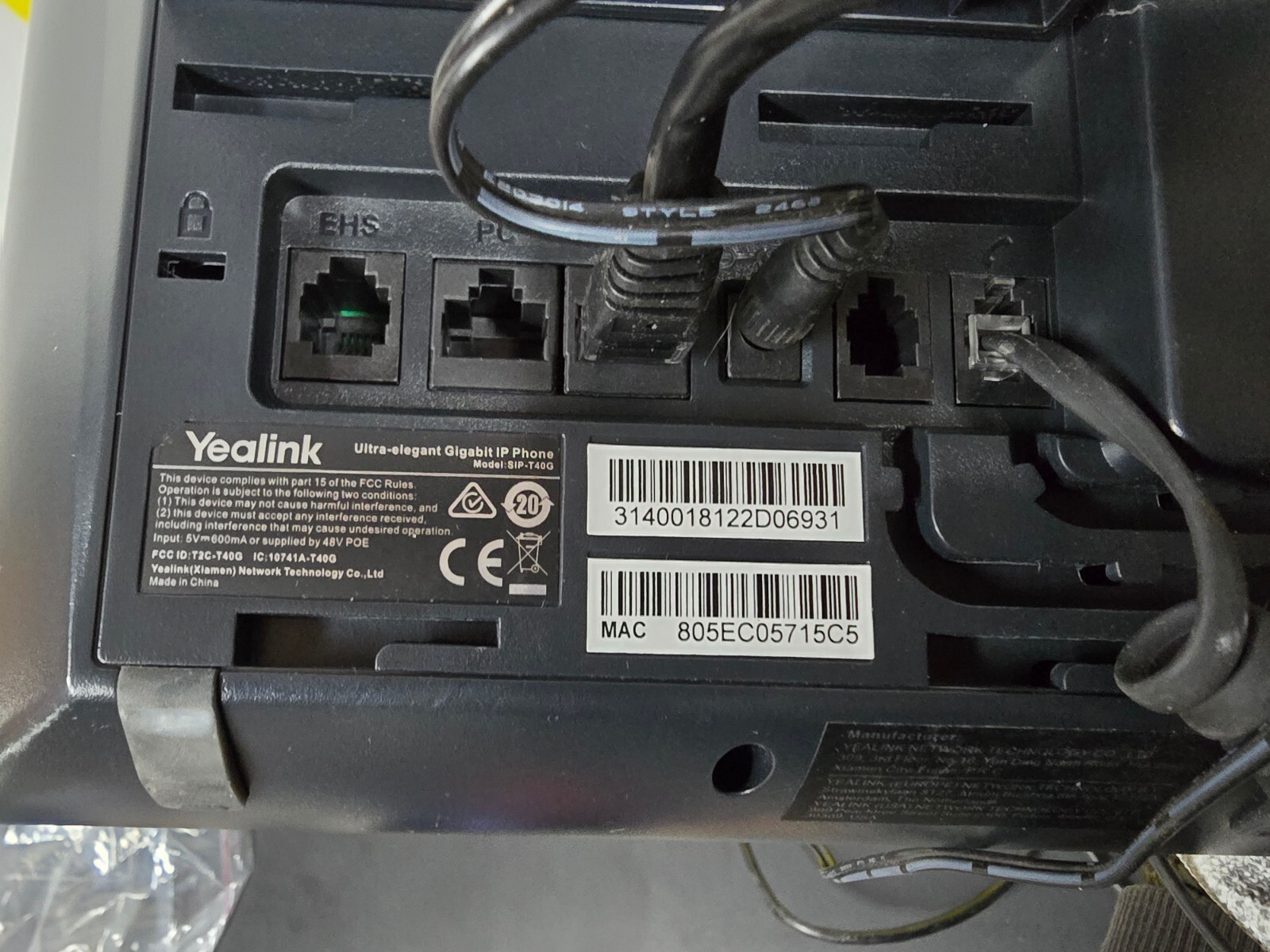Yealink SIP-T40G IP Phone + power cord + ethernet cable