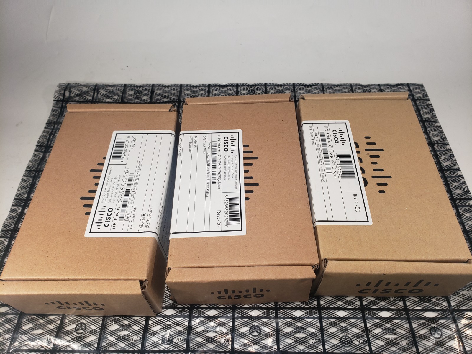 LOT OF 3 NEW Sealed Cisco CP-PWR-7925G-NA Power Supply Adapters