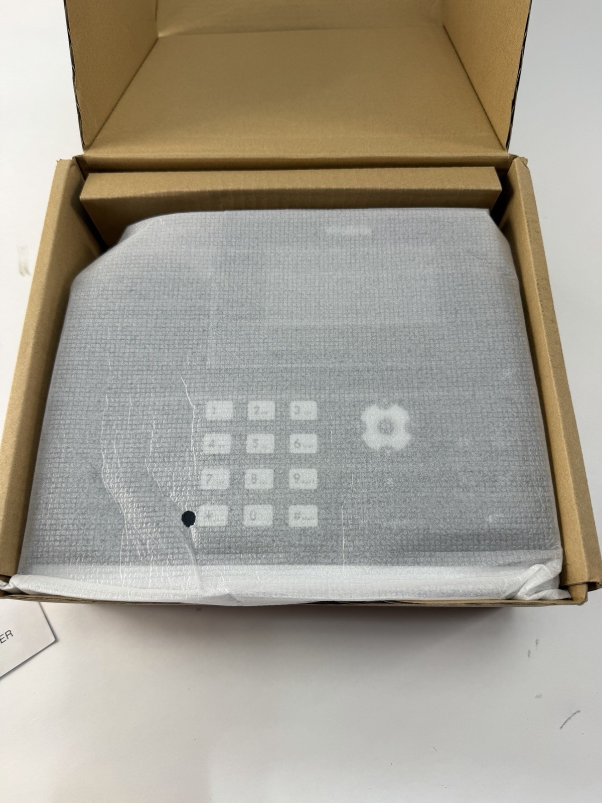 Yealink 4.3″ LCD Gigabit IP Business Phone – Gray (SIP-T46U) Free Shipping USA
