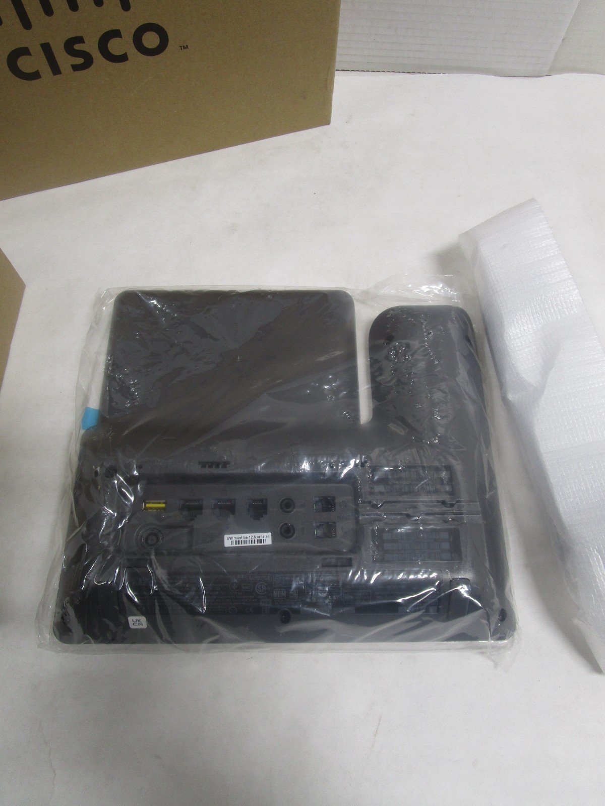 CISCO IP Phone 8861 CP-8861-K9 Charcoal NEW OPEN BOX FREE SHIPPING