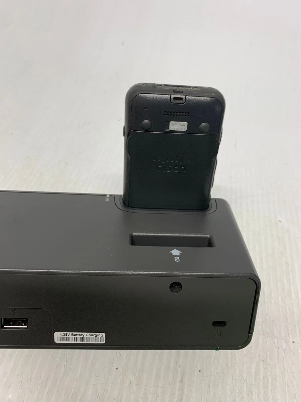 Cisco CP-8821 Wireless Phone with Docking Station CP-DSKCH-8821 FREE SHIPPING