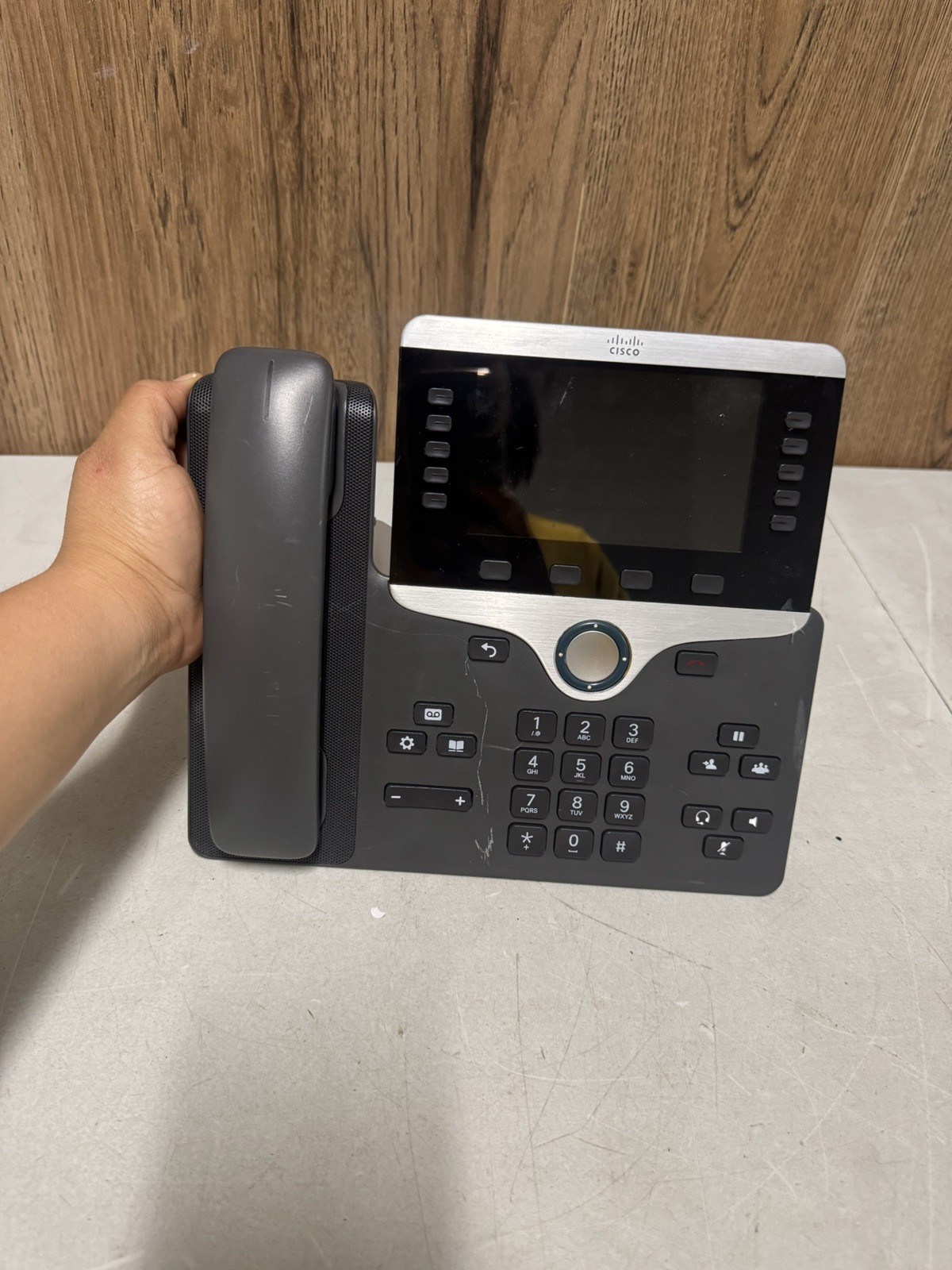 Cisco CP-8861-K9 VoIP IP Business Phone w/ Handset Color Display Untested