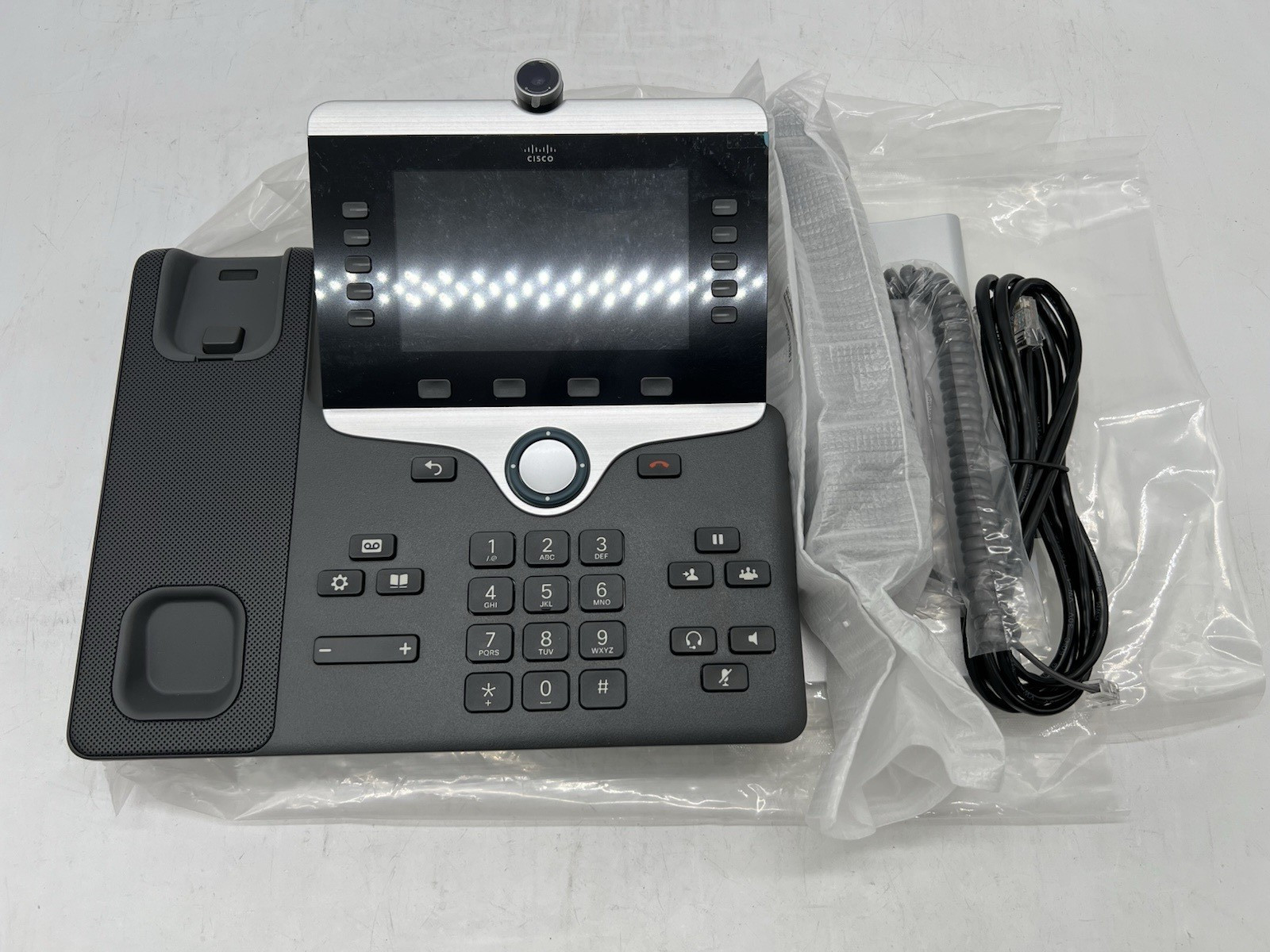 Cisco CP-8845-K9 5 Line IP Video Phone-Used