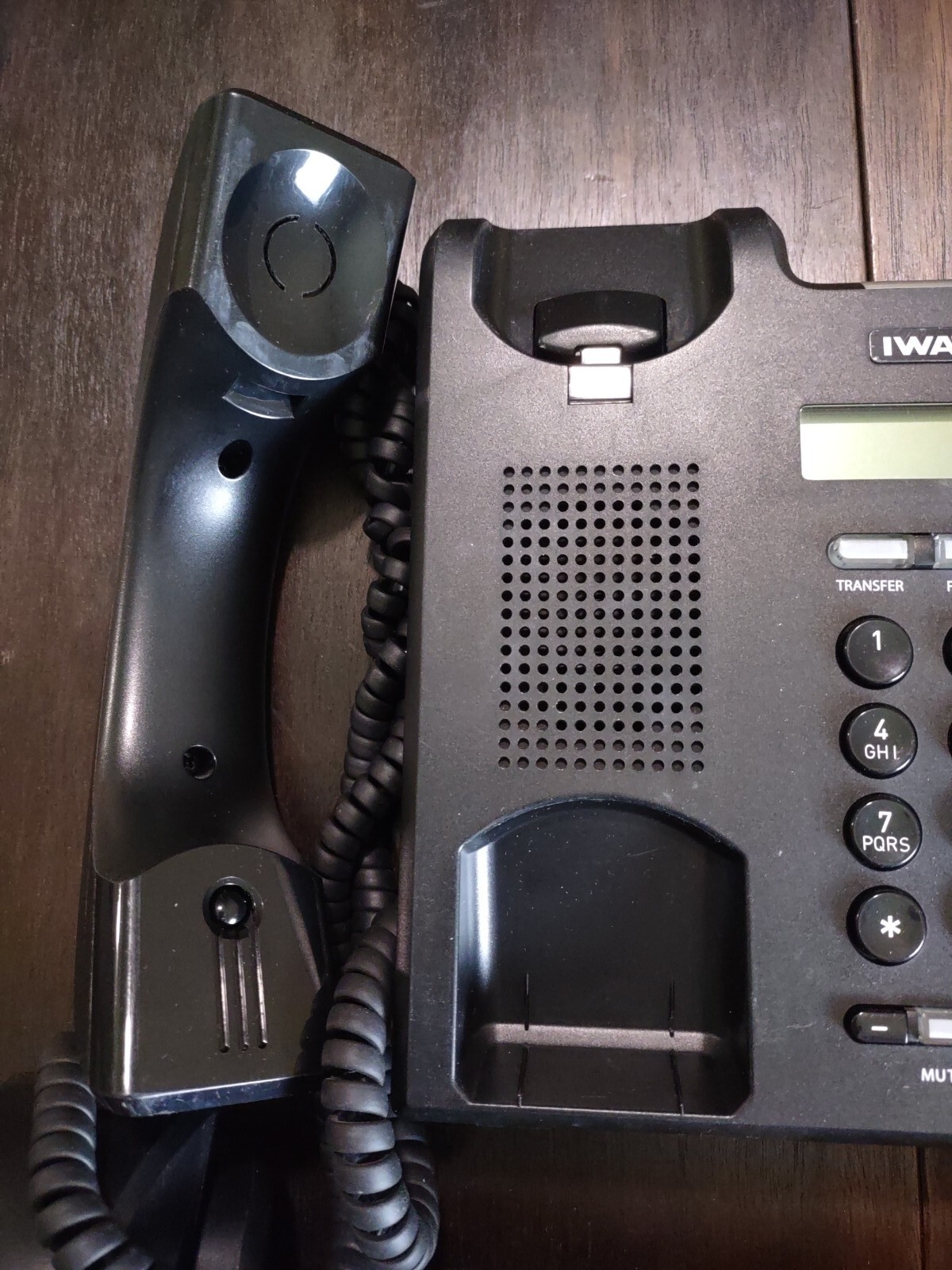 IWATSU IX-5800 DIGITAL TELEPHONE (505800) Lot of 3 Business Phones