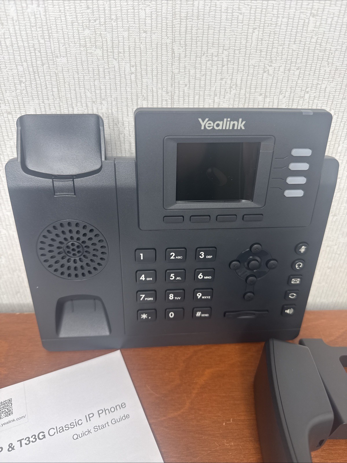 Yealink SIP-T33G 4 Line Corded Business IP Phone VoIP Desk System Black No Power