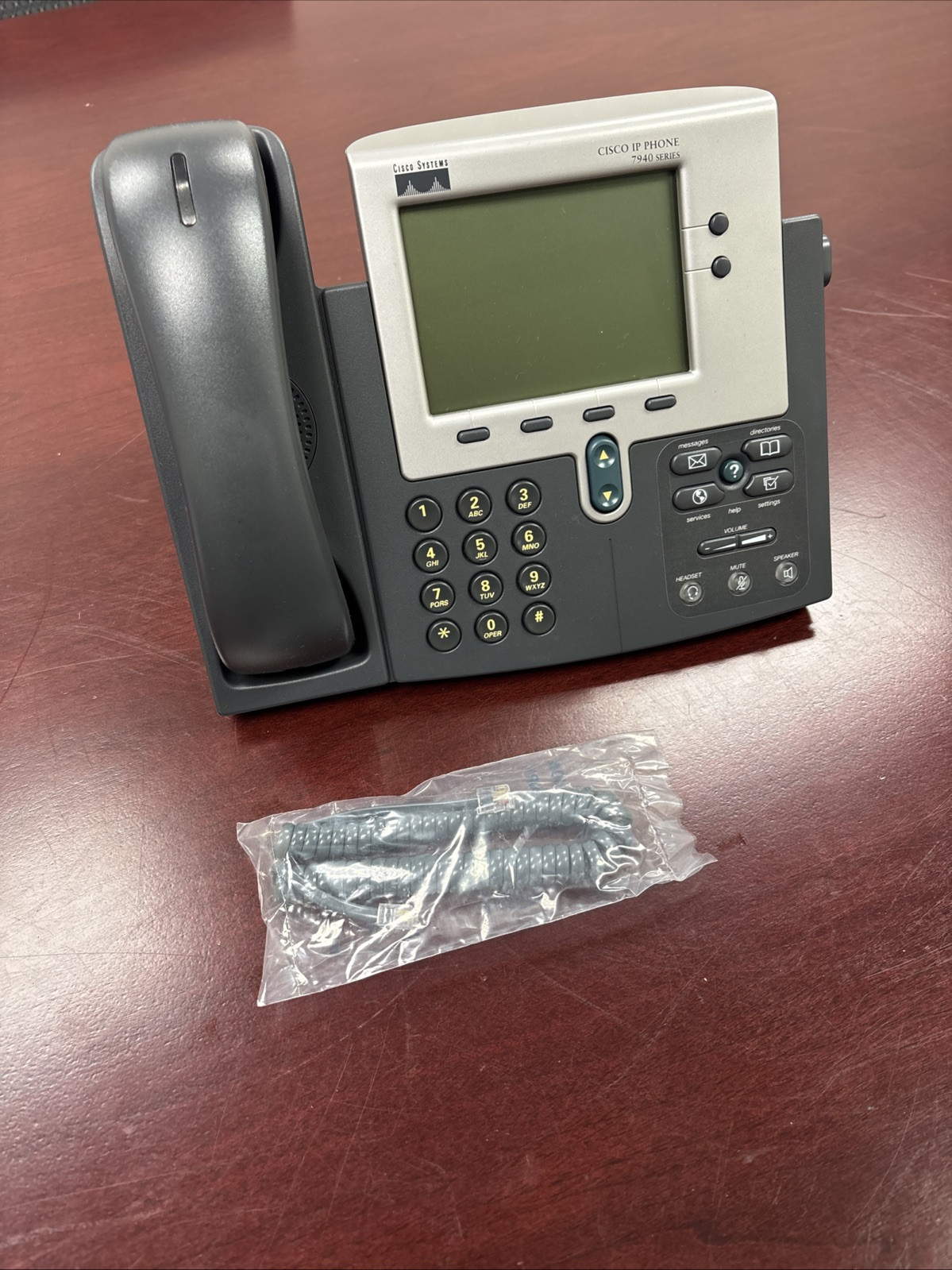 Cisco CP-7940G 2-lines IP Phone