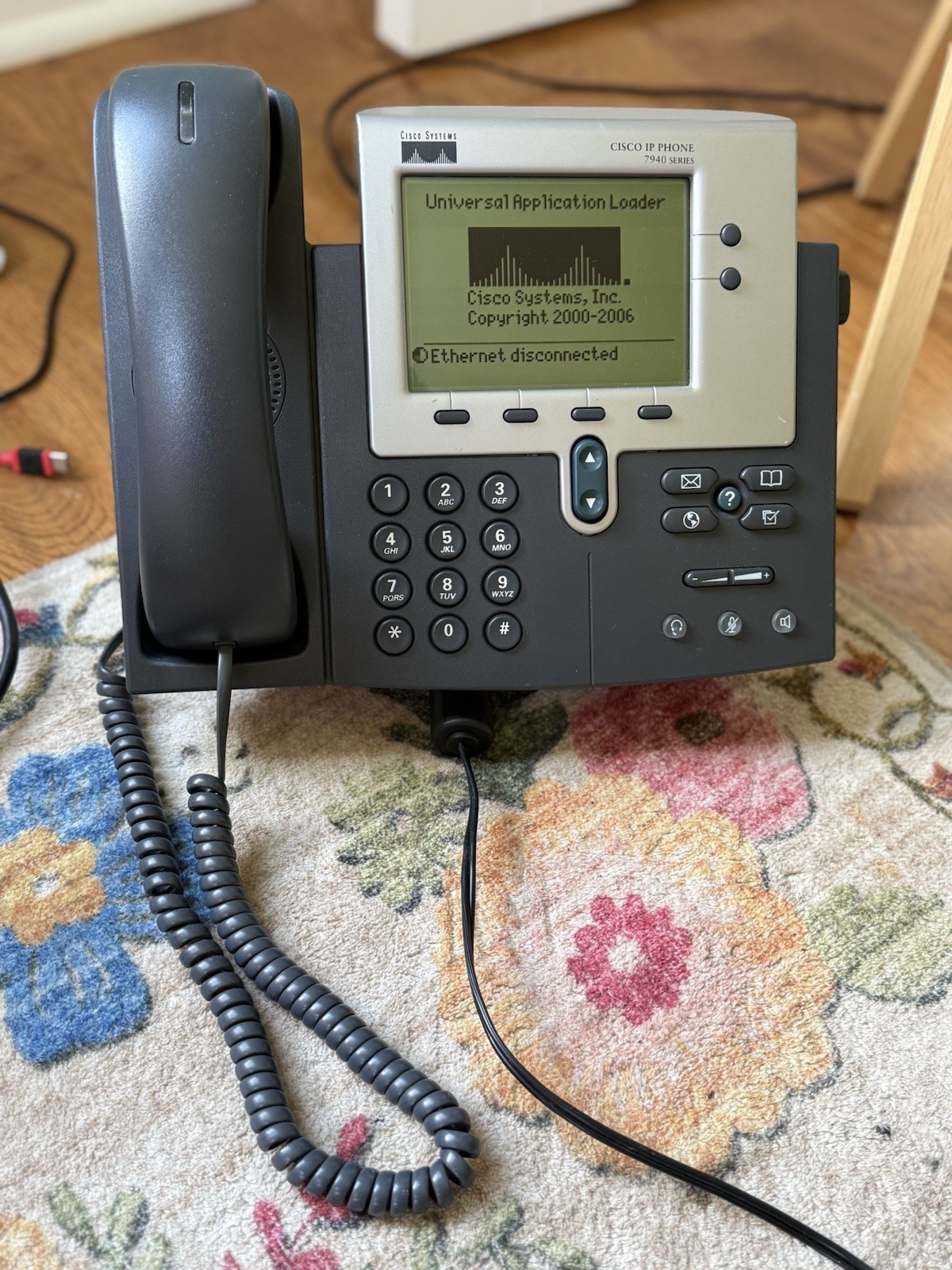 Cisco 7900 Series CP-7940G Corded VoIP Phone Grey & Silver LCD Display Compact