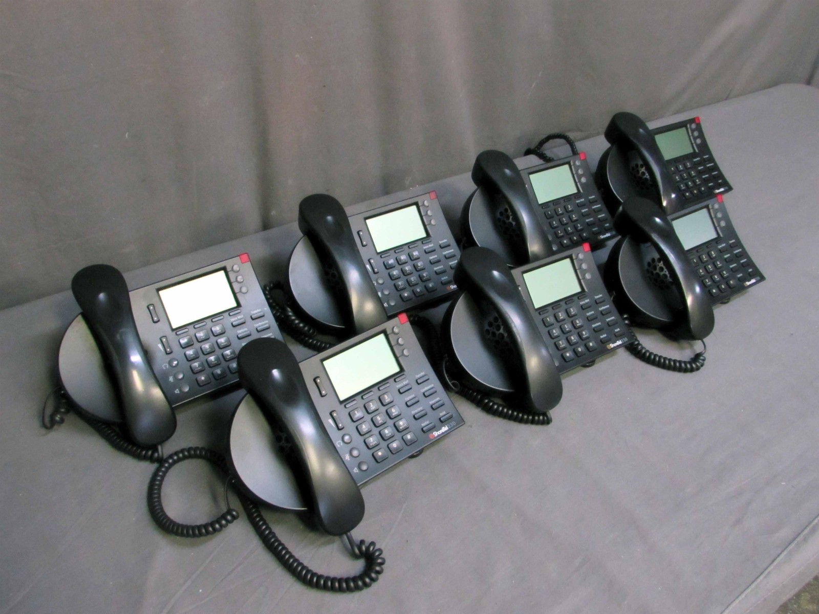 * Lot of 7 Shoretel 230 SEV IP 230 VoIP Business Phones w/ Handsets