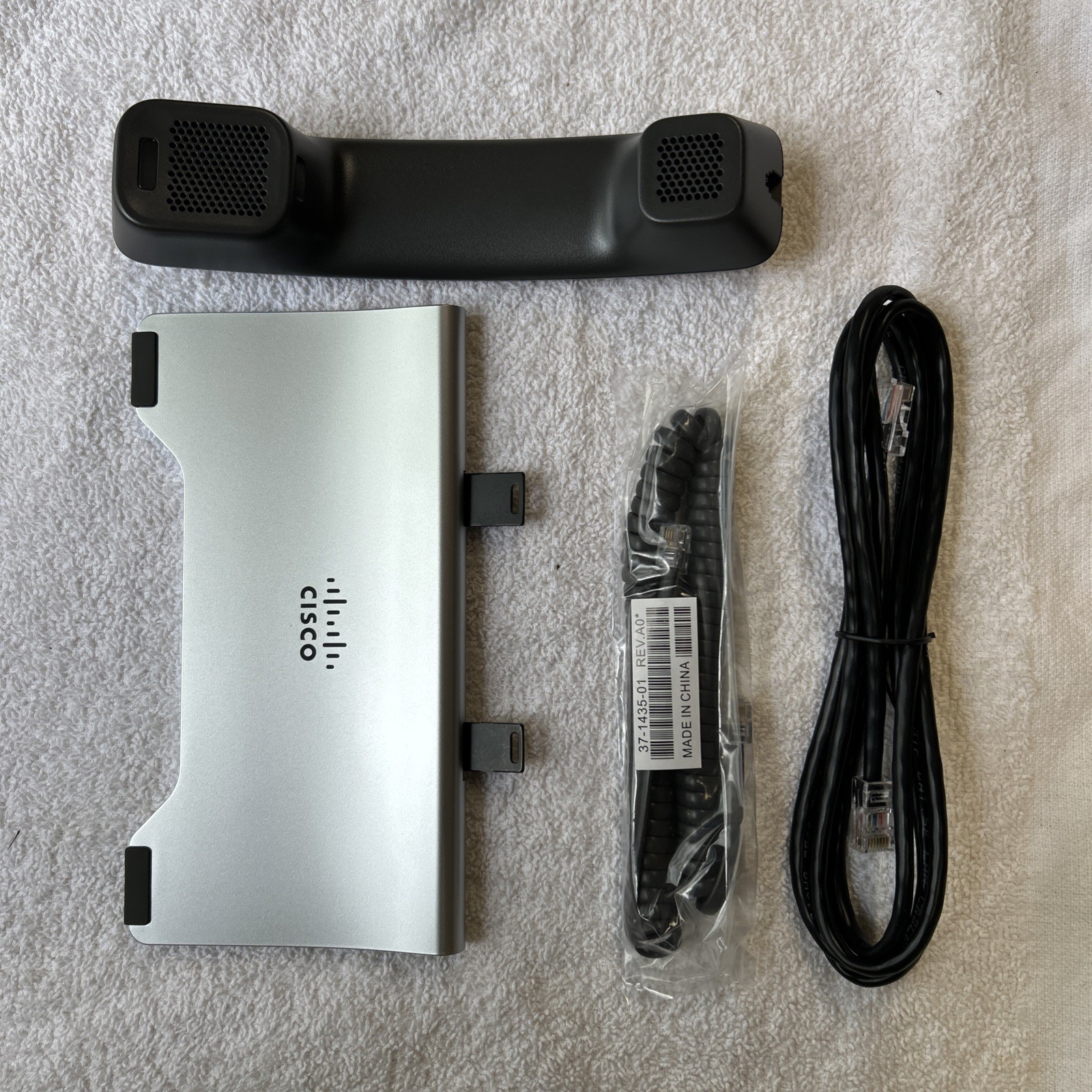 Cisco CP8851-k9 Phone Unit – Powered By POE – No Separate Power Cube