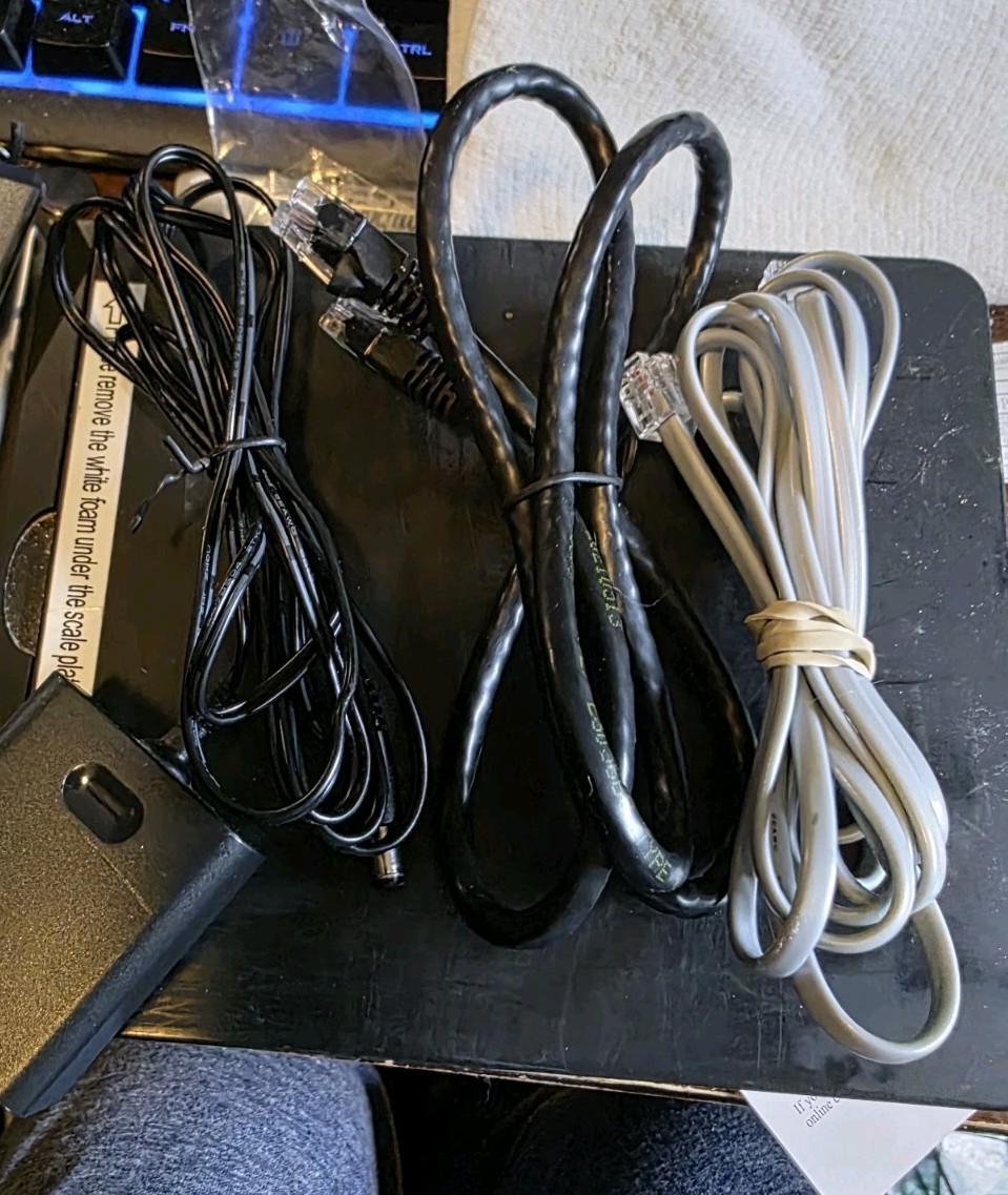 Yealink SIP-T42S Corded IP Phone NOTE: KICK STAND IS BROKEN BUT TESTED & WORKING
