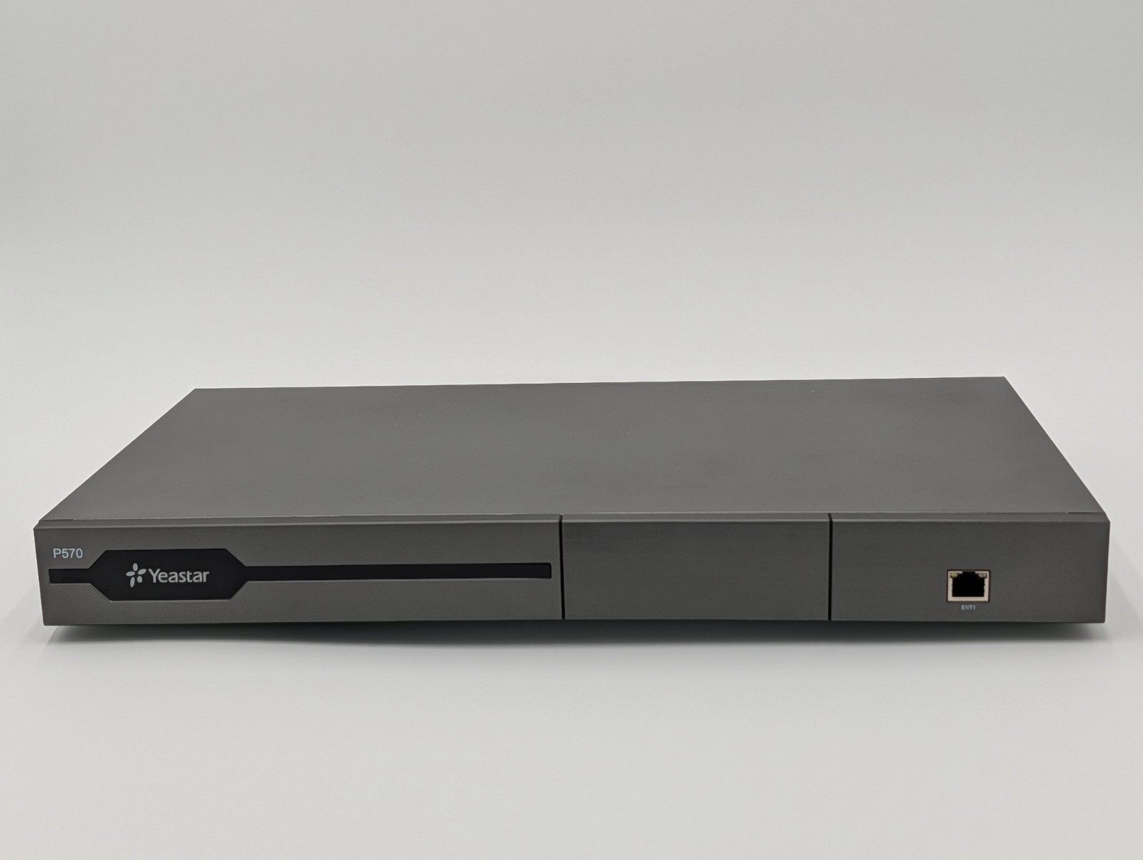 Yeastar P570 IP PBX 300 User Appliance EX30 PRI Card 1TB SSD Tested