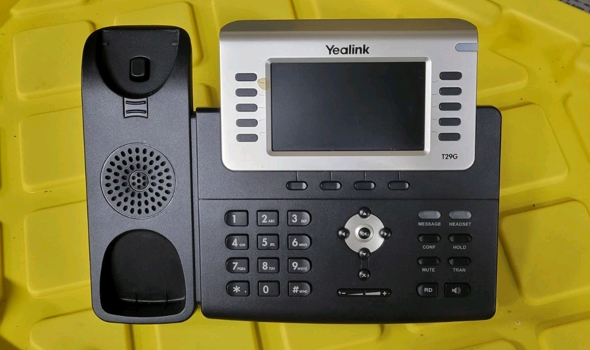 Yealink SIP-T29G Business Gigabit PoE Phone Color LCD Display Stand No Handset