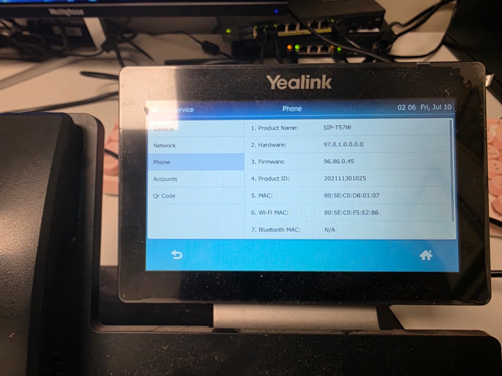 YeaLink SIP-T57W IP PoE Phone, Touch Screen, Tested w/ Stand, Verizon Specific
