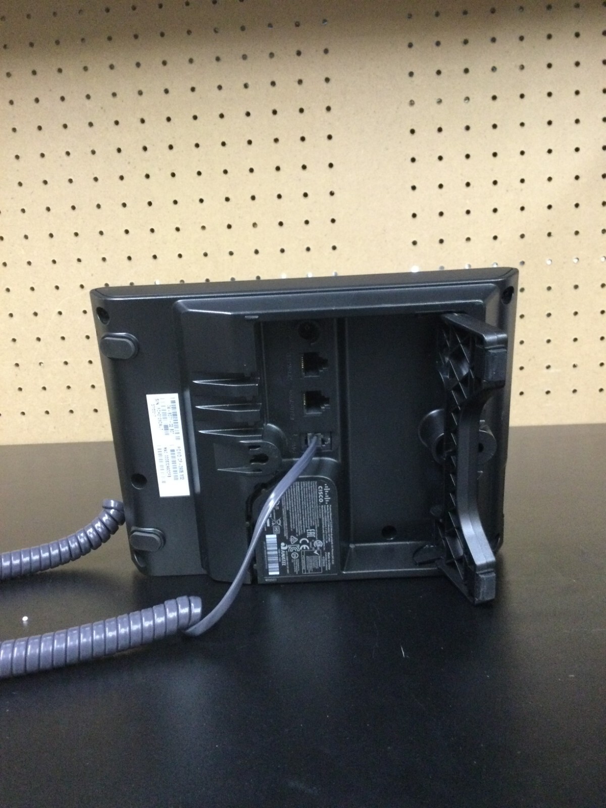 Cisco CP-3905 Unified SIP Phone Charcoal Standard Handset – Tested GARDE-A./