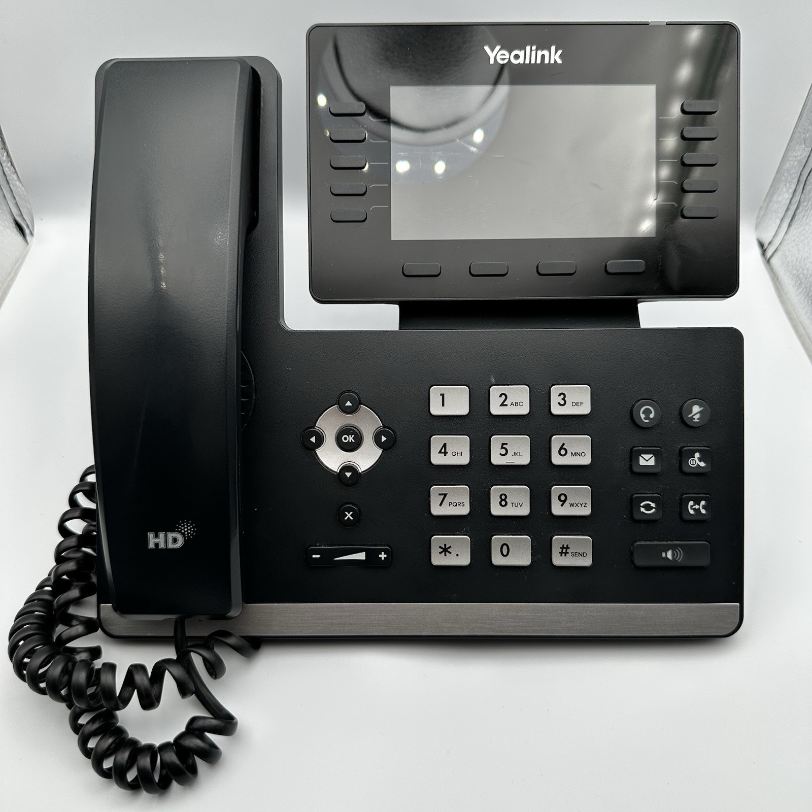 Yealink SIP-T54W 16 Line Business IP Phone POE Bluetooth W/ Handset And Stand