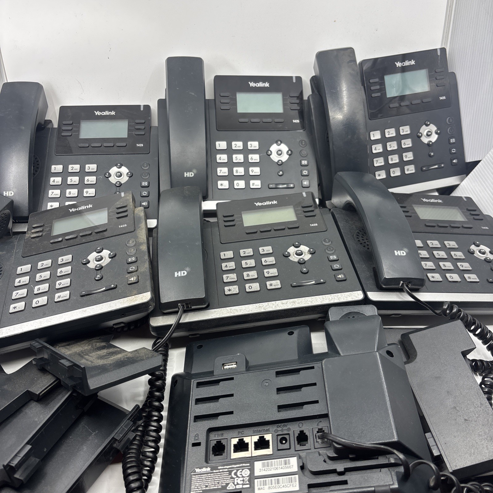 Lot 7 Yealink SIP-T42S 12 Line IP Phone As Is Untested No Power Cord See Photos
