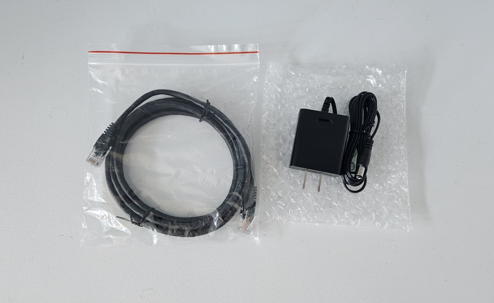 Yealink VoIP Phone Power Bundle 5V 2A Power Adapter YLPS052000B1-US + Data Cable