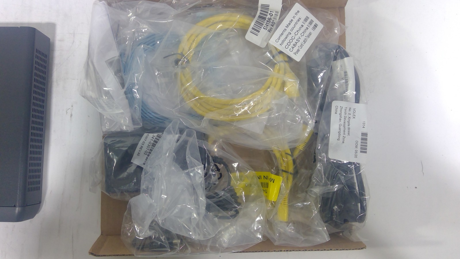 Cisco VG204XM Analog Voice Gateway w/Accessories