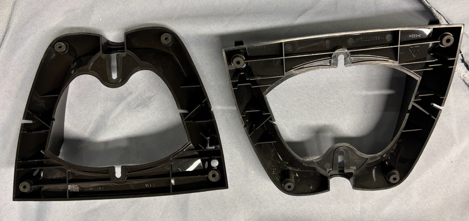 2 MITEL Base Stand for IP Phones 5340e 5340 5330e 5330 5320e 5320 5324 5224 5312