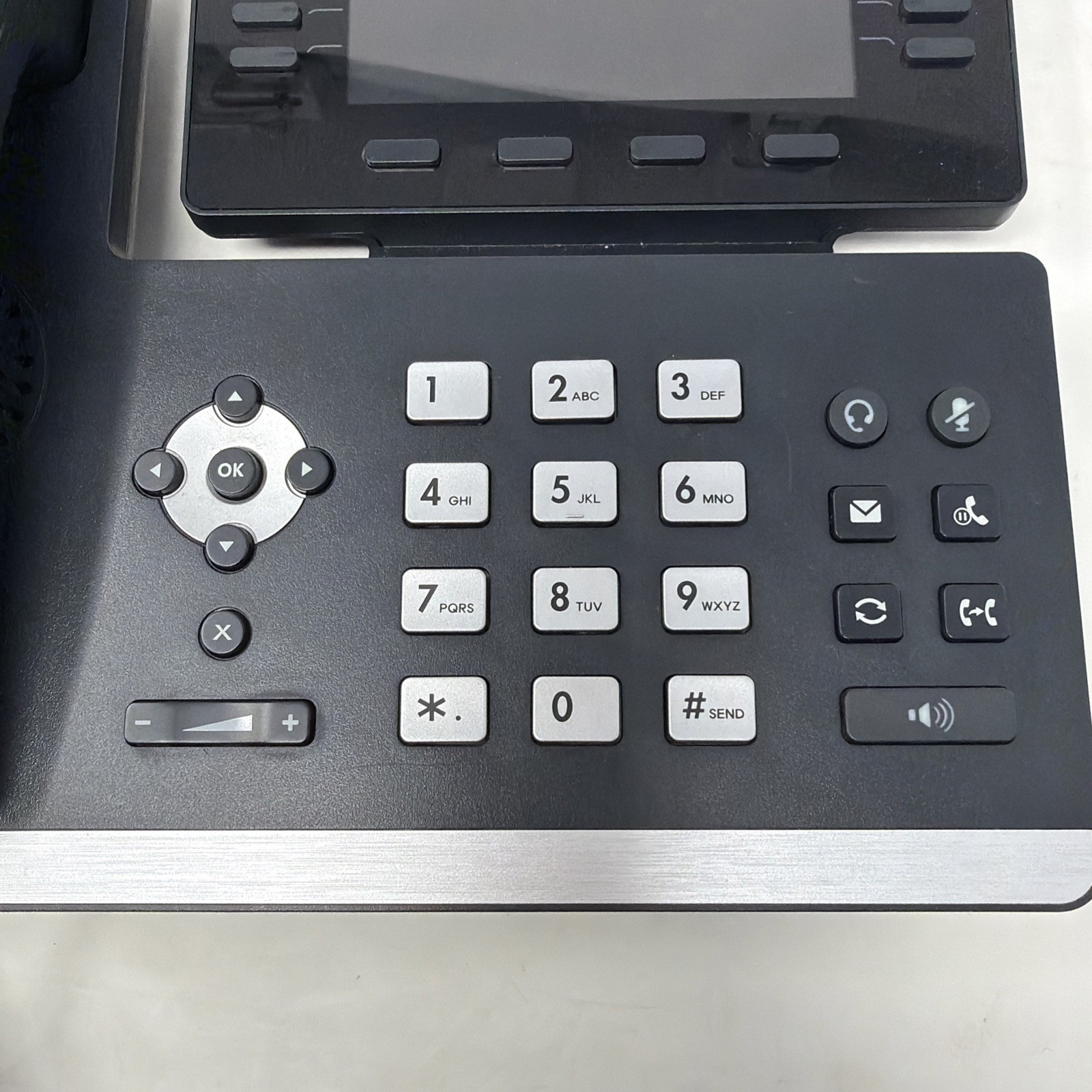 Yealink SIP-T46U Gigabit IP Business Phone 16 VoIP HD Mic PoE Bluetooth 4.3″ LCD