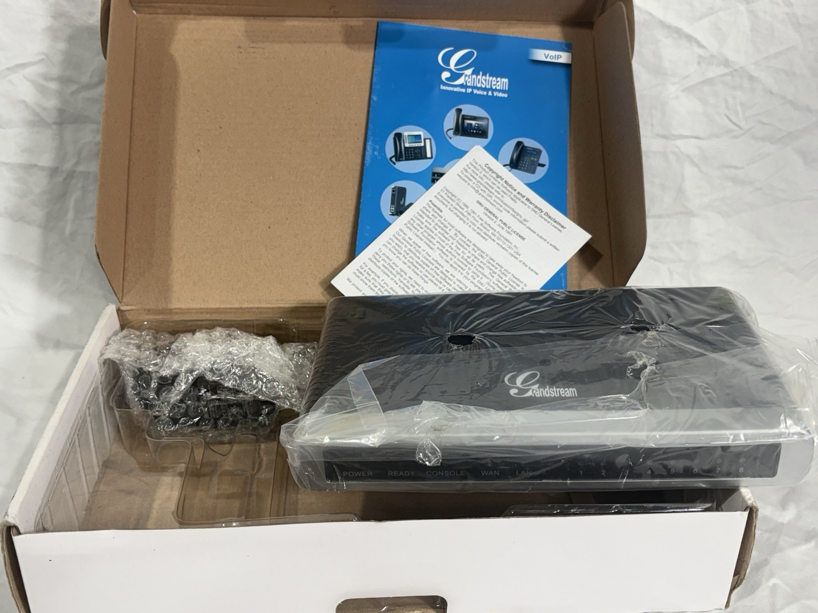 Grandstream GXW4008 8 Port FXS IP Analog Gateway