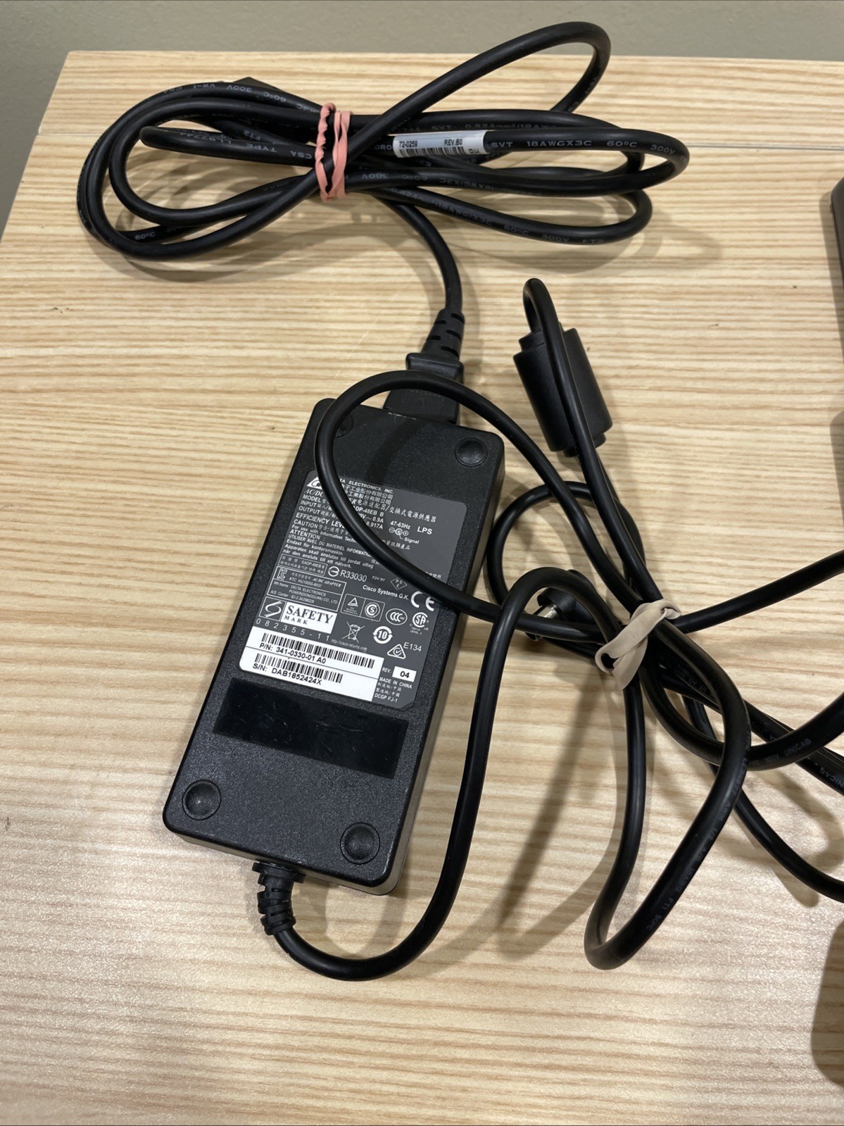 CISCO IP Phone Serie 8800, Model CP-8861