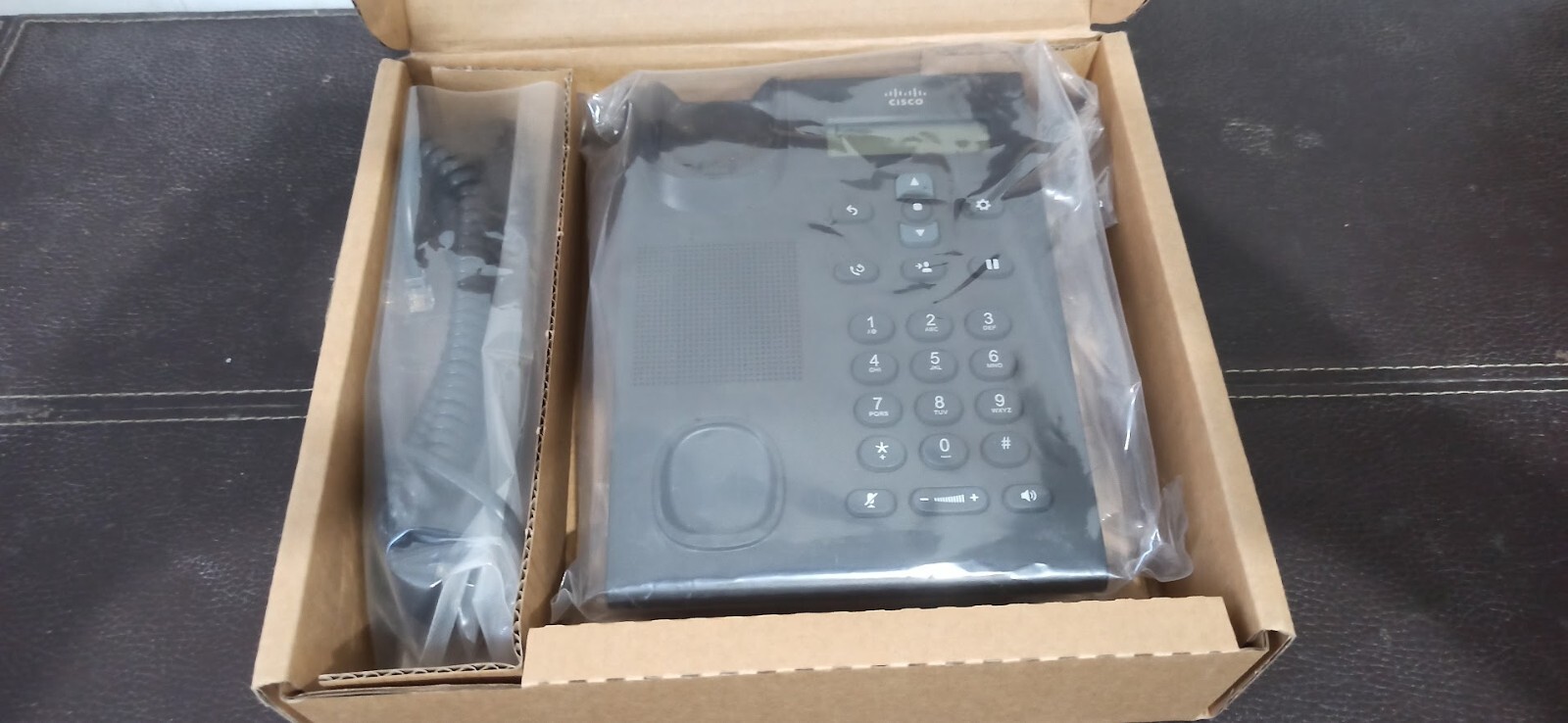 Cisco 6921(CP6921CK9) Wired IP Phone – Black