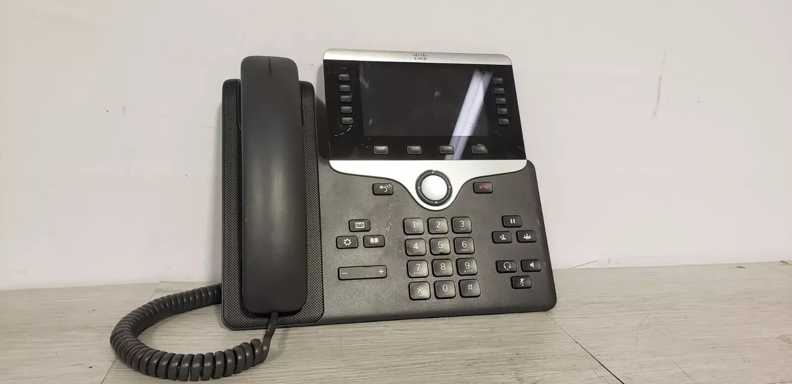 Cisco 8851 CP-8851-K9 IP Phone. Color Display VOIP IP Business Phone