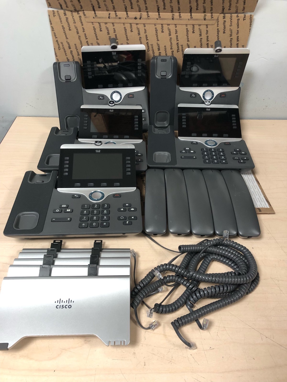 (LOT OF 5) Cisco CP-8845-K9 IP Phone W/STAND (TESTED/RESET)