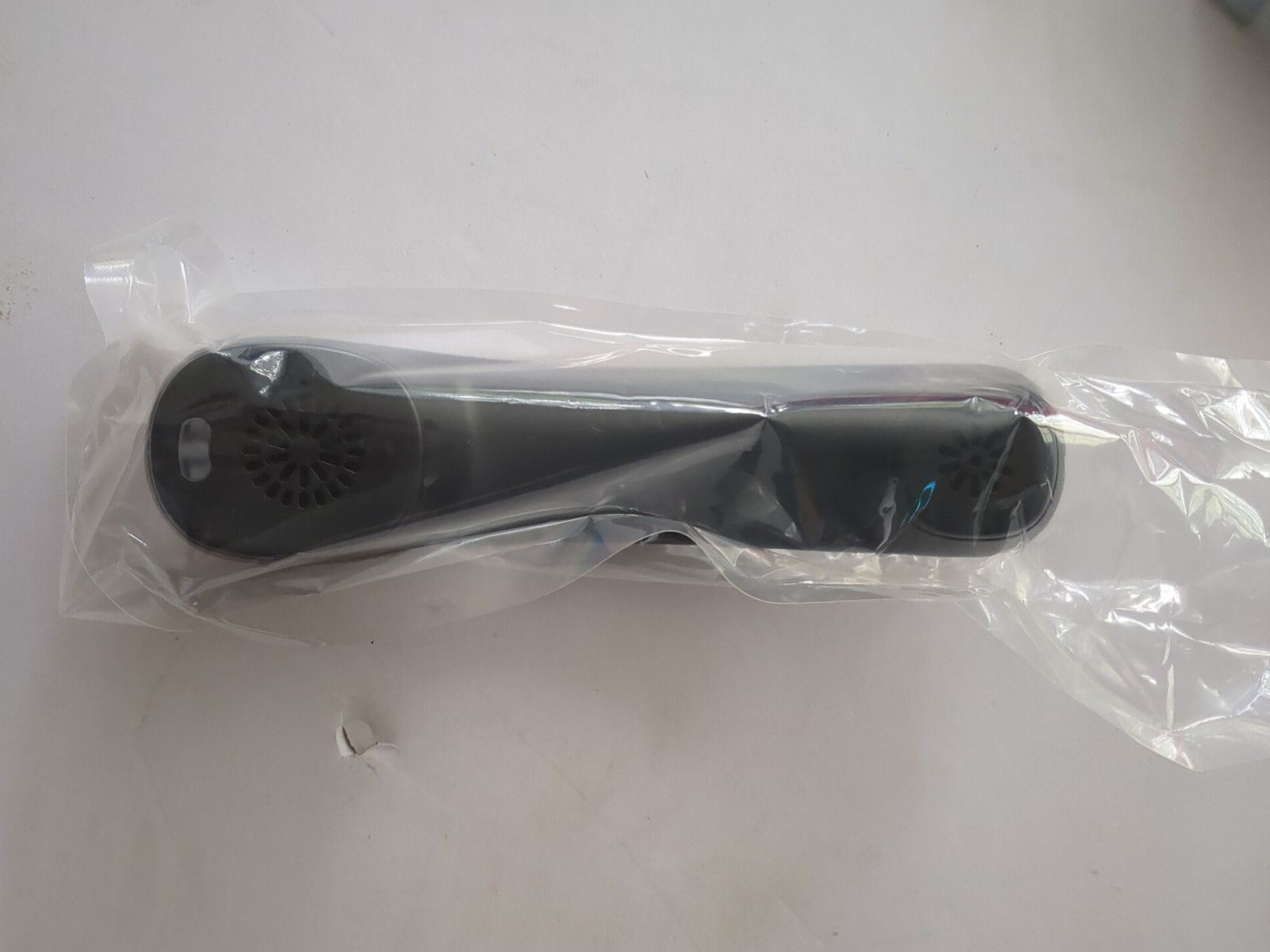New Cisco 6921 Charcoal w/Standart Headset CP-6921-C-K9